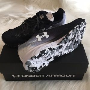 Under Armour Charged Patriot Sneakers 